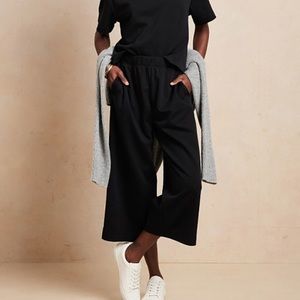 Banana Republic French Terry Culotte Black Size Medium